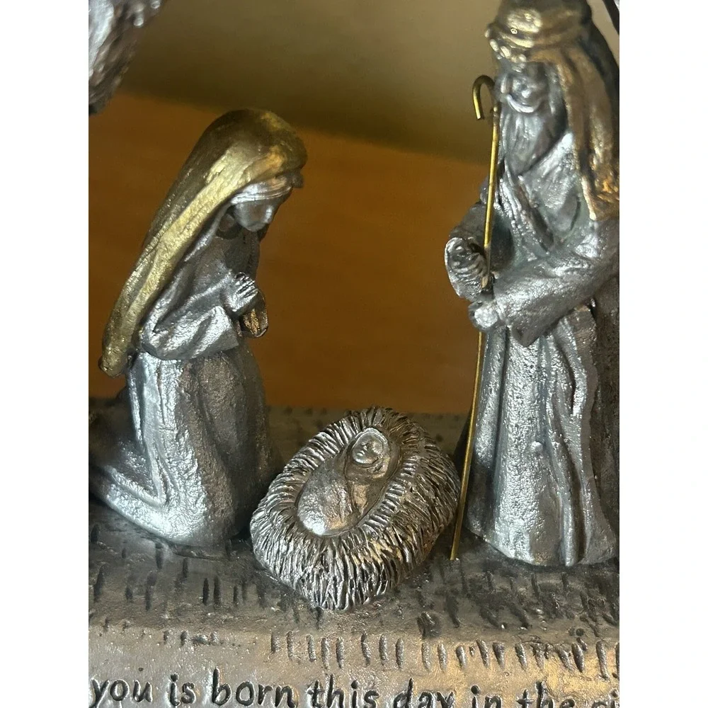 Demdaco Wendy Wiinanen 2018 Nativity Luke 4 Candle Holders Metallic Silver
